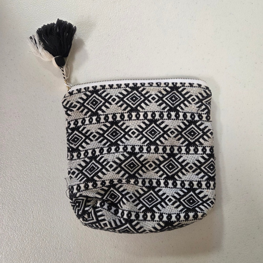 Piece & Co for Whole Foods Woven Geometric Tassel Zip Pouch Black White Boho